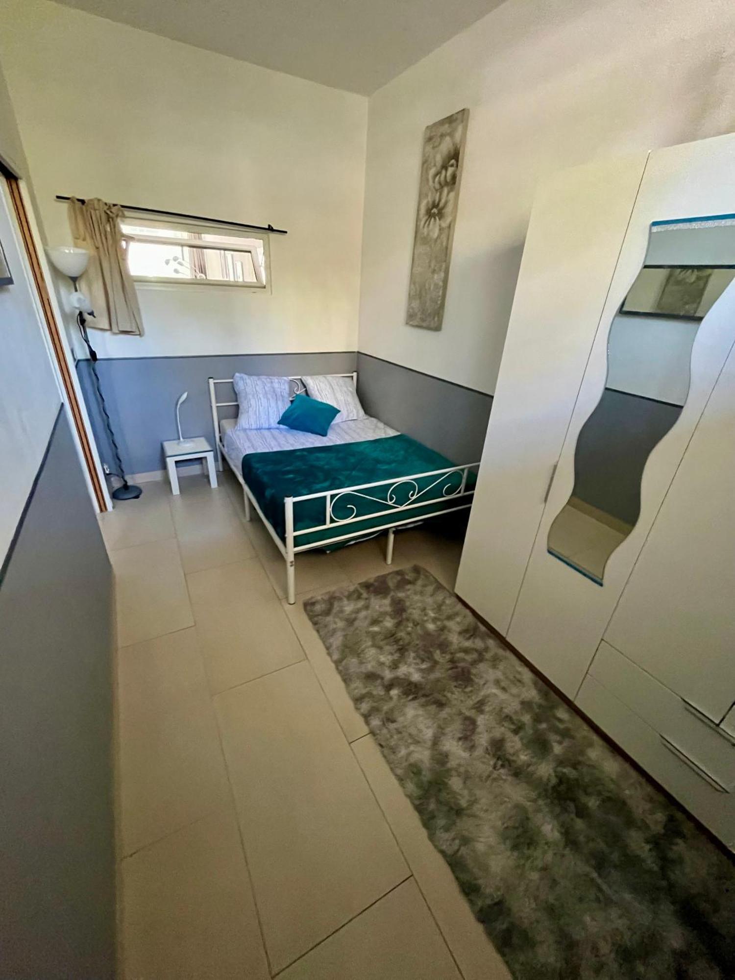 Apartment Duplex Les Pins Proche