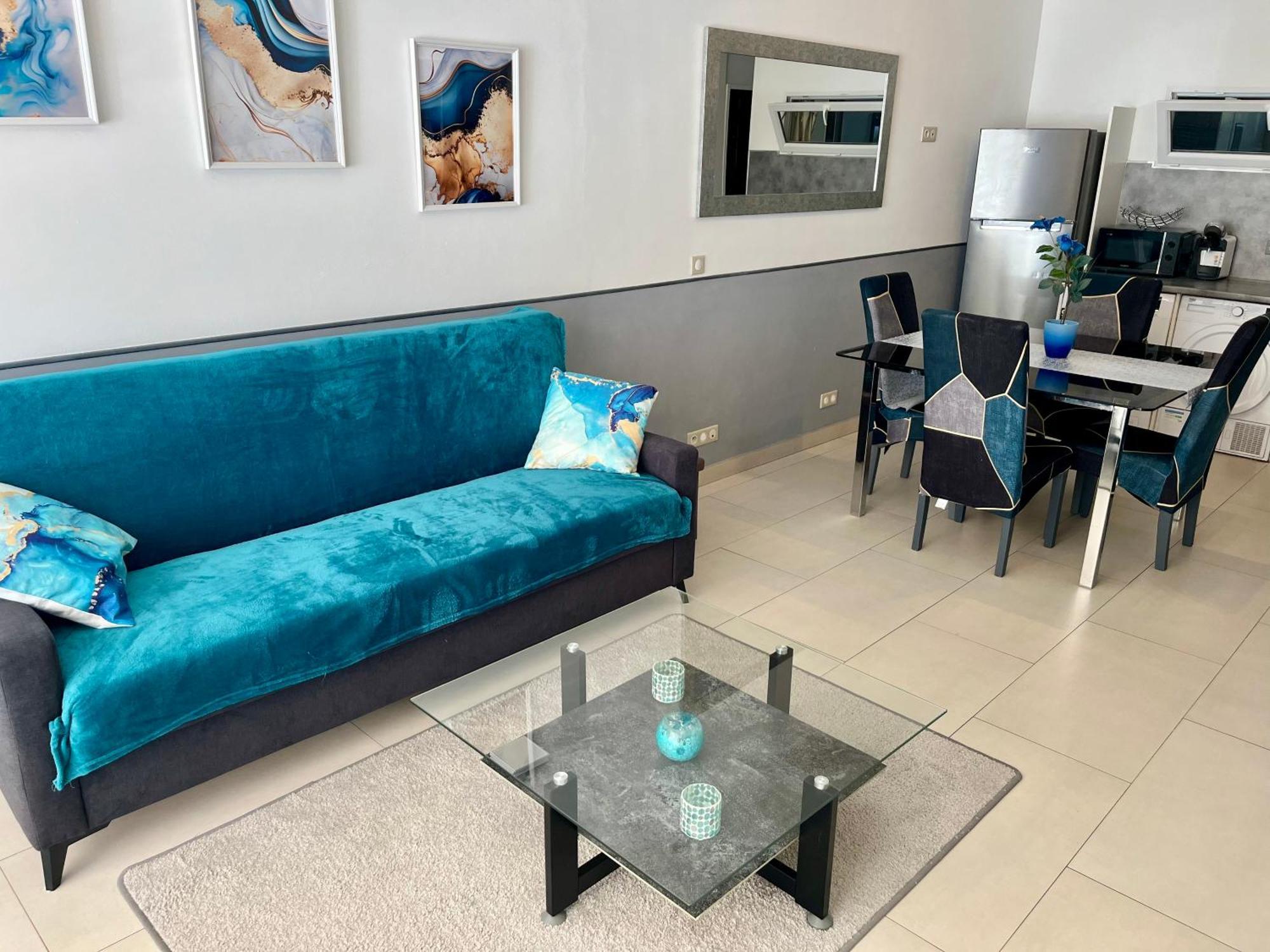 Duplex Les Pins Proche Apartment