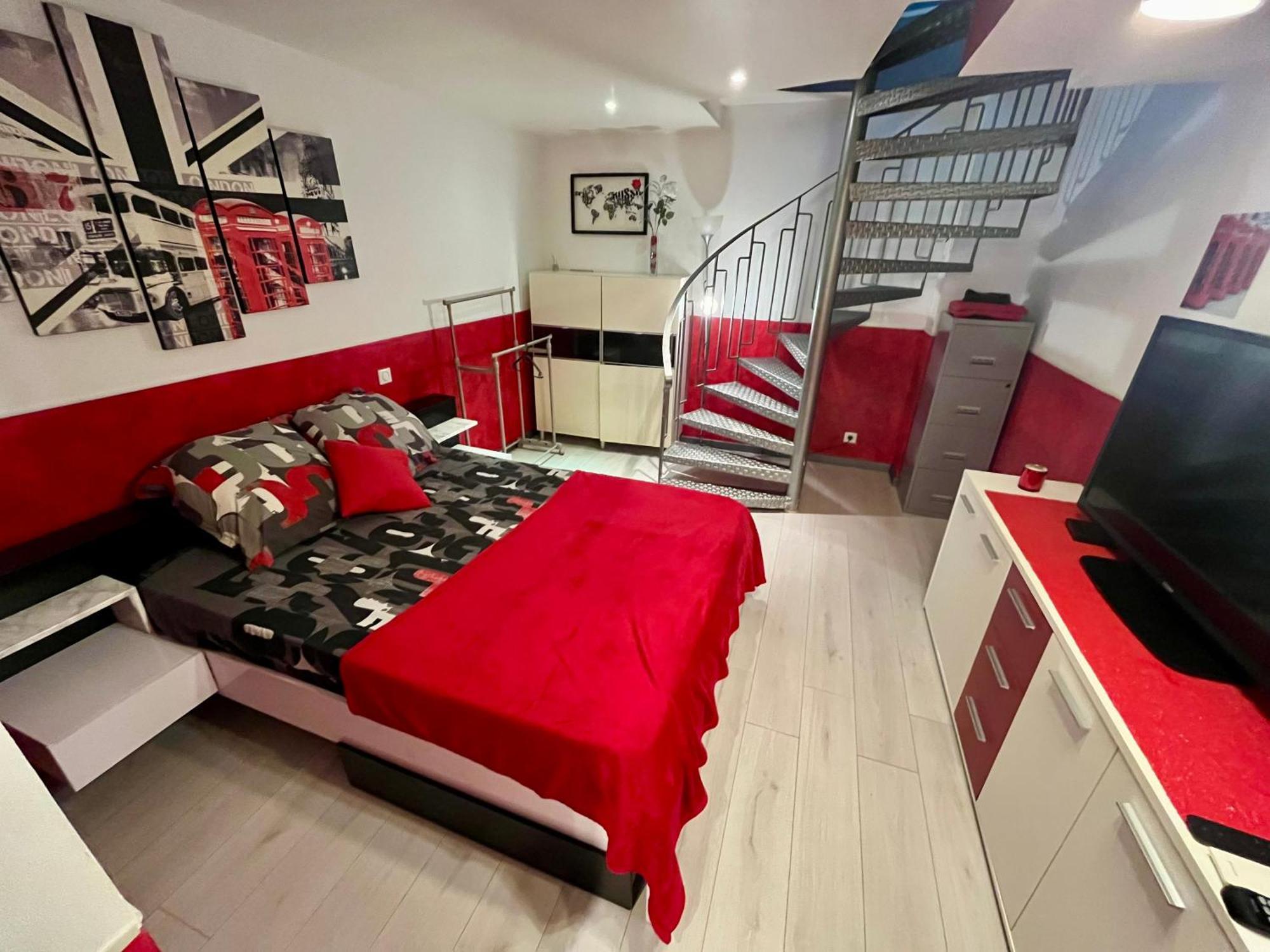 Duplex Les Pins Proche
